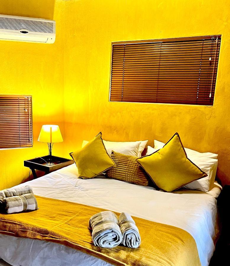 Manzini Chalets Marloth Park Buitenkant foto