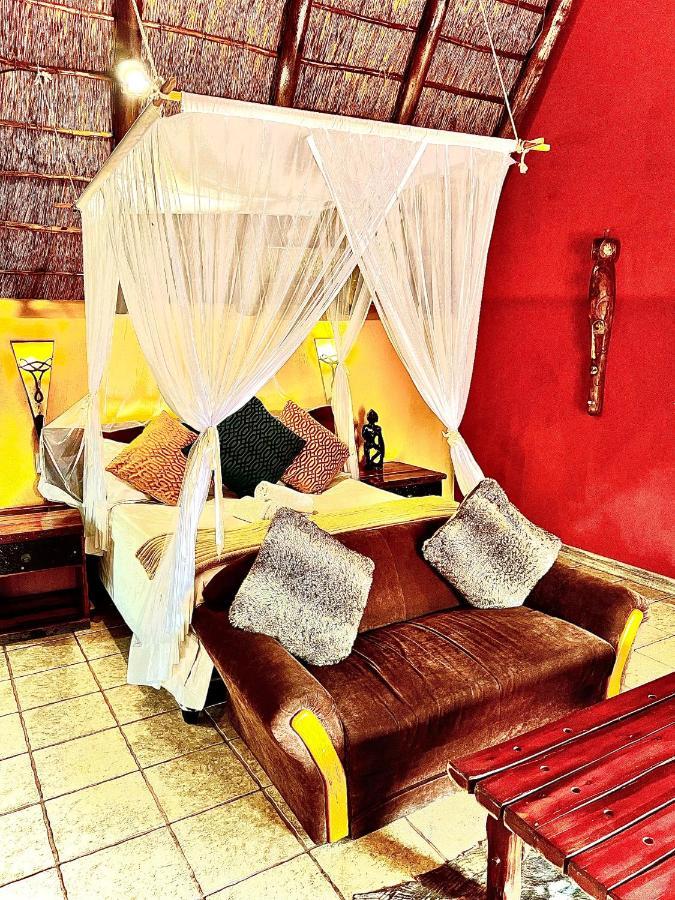 Manzini Chalets Marloth Park Buitenkant foto