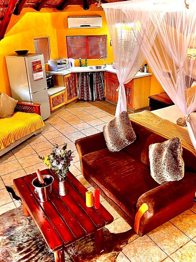 Manzini Chalets Marloth Park Buitenkant foto