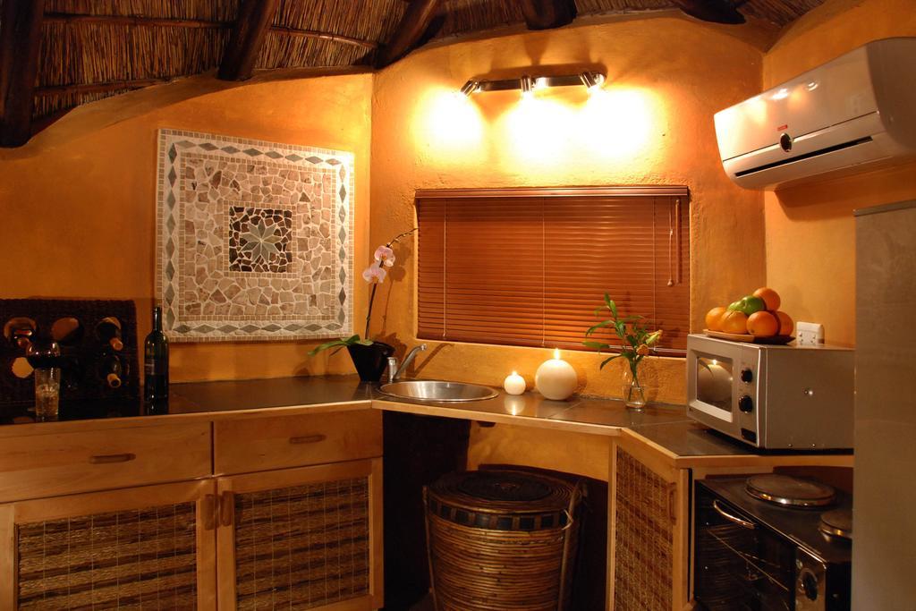 Manzini Chalets Marloth Park Kamer foto